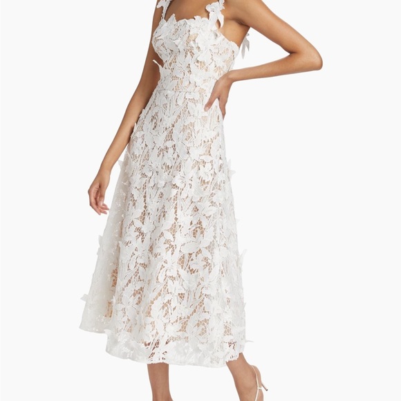Marchesa Notte Dresses & Skirts - Elegant Marchese Notte Guipure A line Lace dress. Bridal Rehearsal Bride Wedding